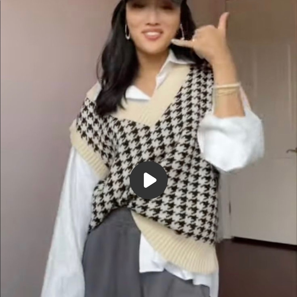 Fore Houndstooth Knit Vest - image 5